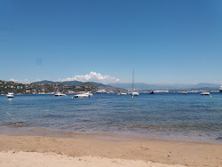 Petite Fontaine beach'in fotoğrafı küçük koy ile birlikte