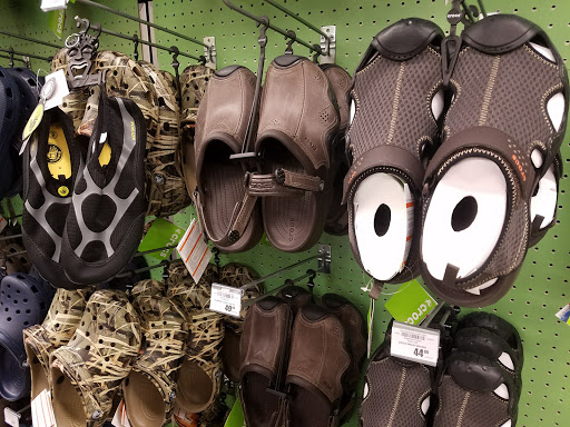 Sporting Goods Store «Academy Sports + Outdoors», reviews and photos, 9470 FM 1960, Humble, TX 77338, USA