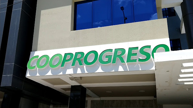 Opiniones de Cooprogreso en Portoviejo - Banco