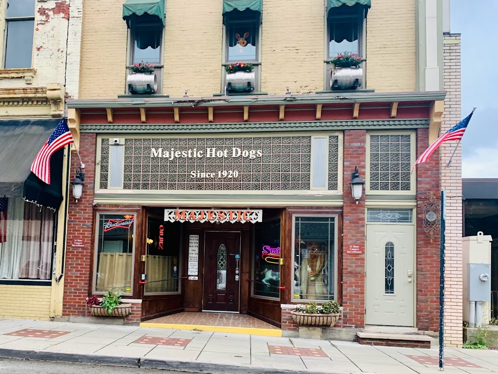 Majestic Bar & Grille 16125