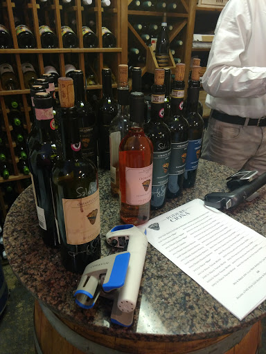 Wine Store «Fine Wine Source Inc», reviews and photos, 16721 Middlebelt Rd, Livonia, MI 48154, USA