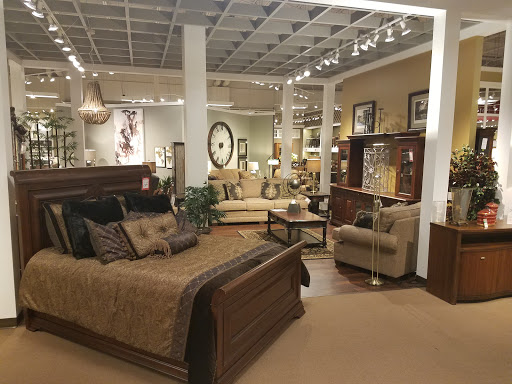 Furniture Store «HOM Furniture», reviews and photos, 13800 Rogers Dr, Rogers, MN 55374, USA