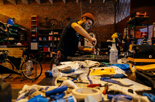 Bicycle Store «Bike Shop Hub», reviews and photos, 2801 N Flowing Wells Rd #101, Tucson, AZ 85705, USA