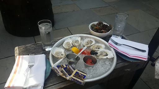 New American Restaurant «Prohibition», reviews and photos, 547 King St, Charleston, SC 29403, USA