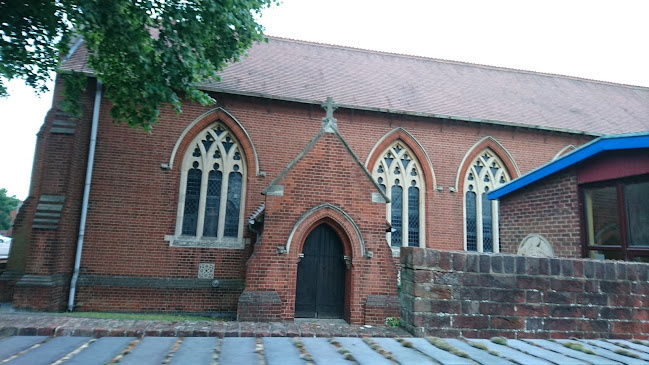 The Parish Church of Saint Martin in Fenny Stratford - Church
