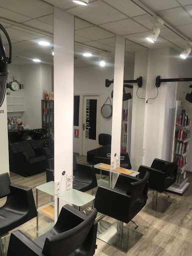 Marta Serrano Peluquería en Zaragoza, Zaragoza