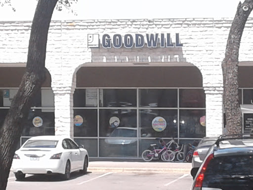 Thrift Store «Goodwill Central Texas - Dripping Springs», reviews and photos, 100 Commons Rd #2, Dripping Springs, TX 78620, USA