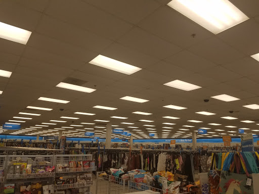 Clothing Store «Ross Dress for Less», reviews and photos, 2420 Chemical Rd, Plymouth Meeting, PA 19462, USA