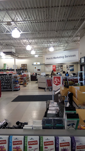 Office Supply Store «Staples», reviews and photos, 2150 W 117th St, Cleveland, OH 44111, USA