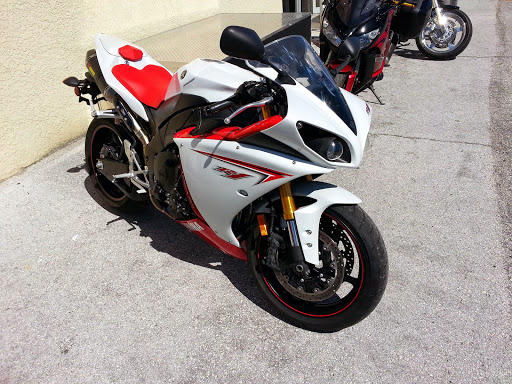 Motorcycle Dealer «Lightning Powersports», reviews and photos, 8822 US-19, Port Richey, FL 34668, USA