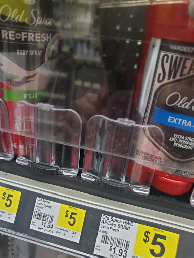 Discount Store «Dollar General», reviews and photos, 12915 NW 7th Ave, North Miami, FL 33168, USA