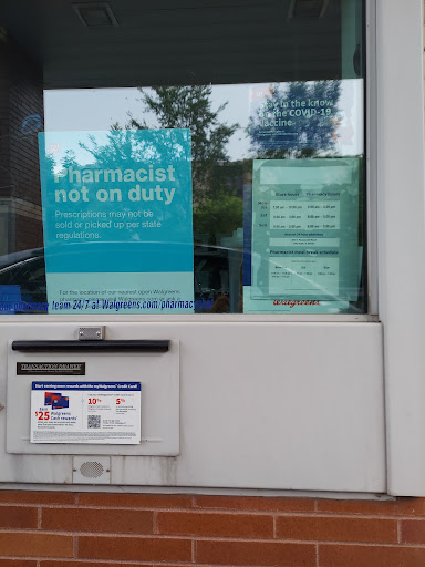 Drug Store «Walgreens», reviews and photos, 1 E Ogden Ave, Westmont, IL 60559, USA