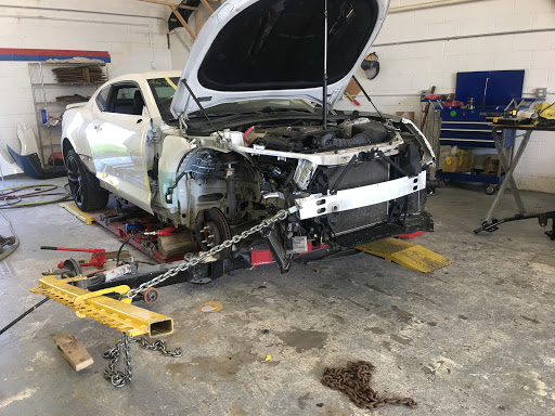 Auto Body Shop «L & M Auto Body», reviews and photos, 7304 Boudinot Dr, Springfield, VA 22150, USA