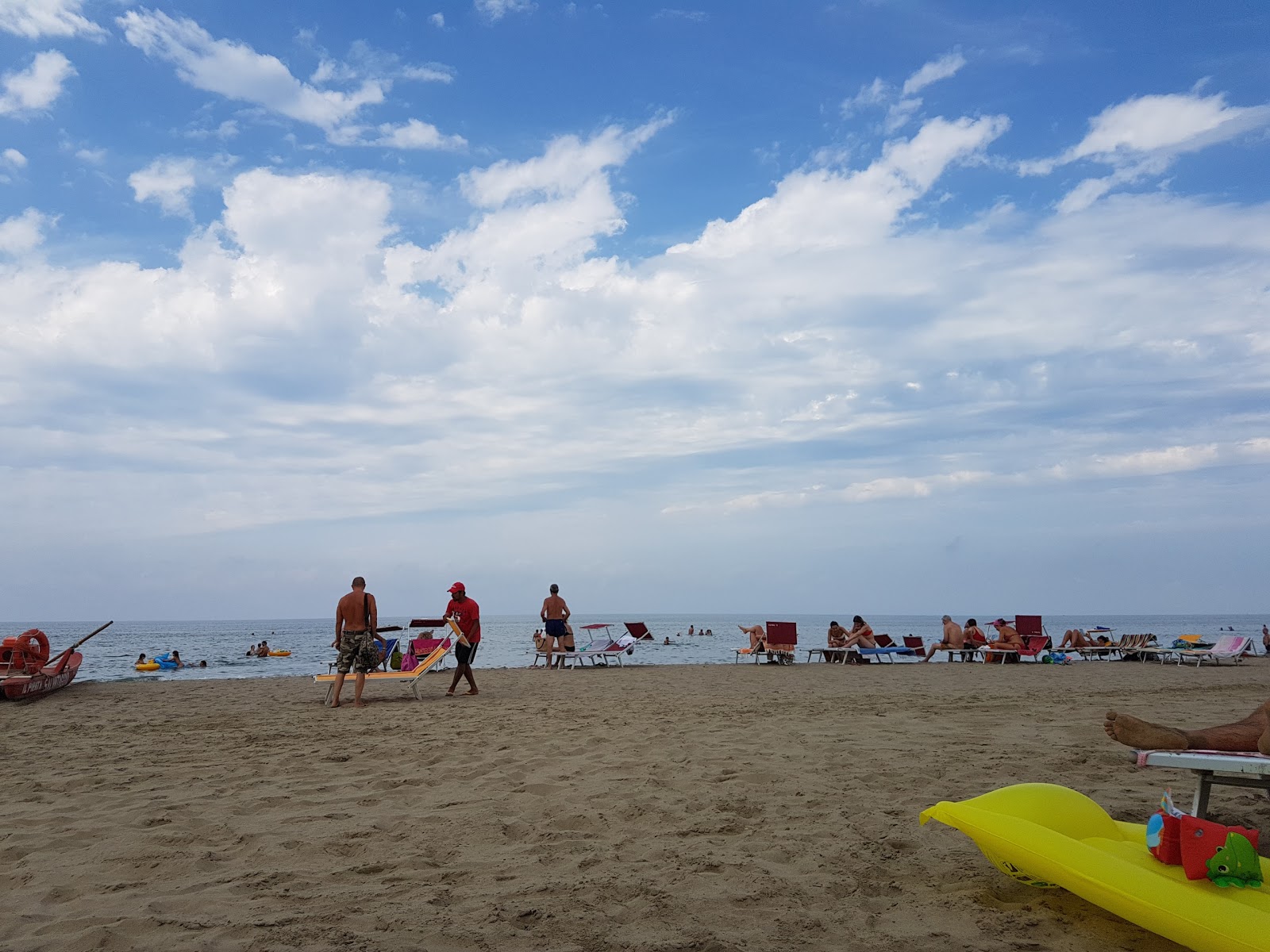 Passo Oscuro Plajı'in fotoğrafı - Çocuklu aile gezginleri için önerilir