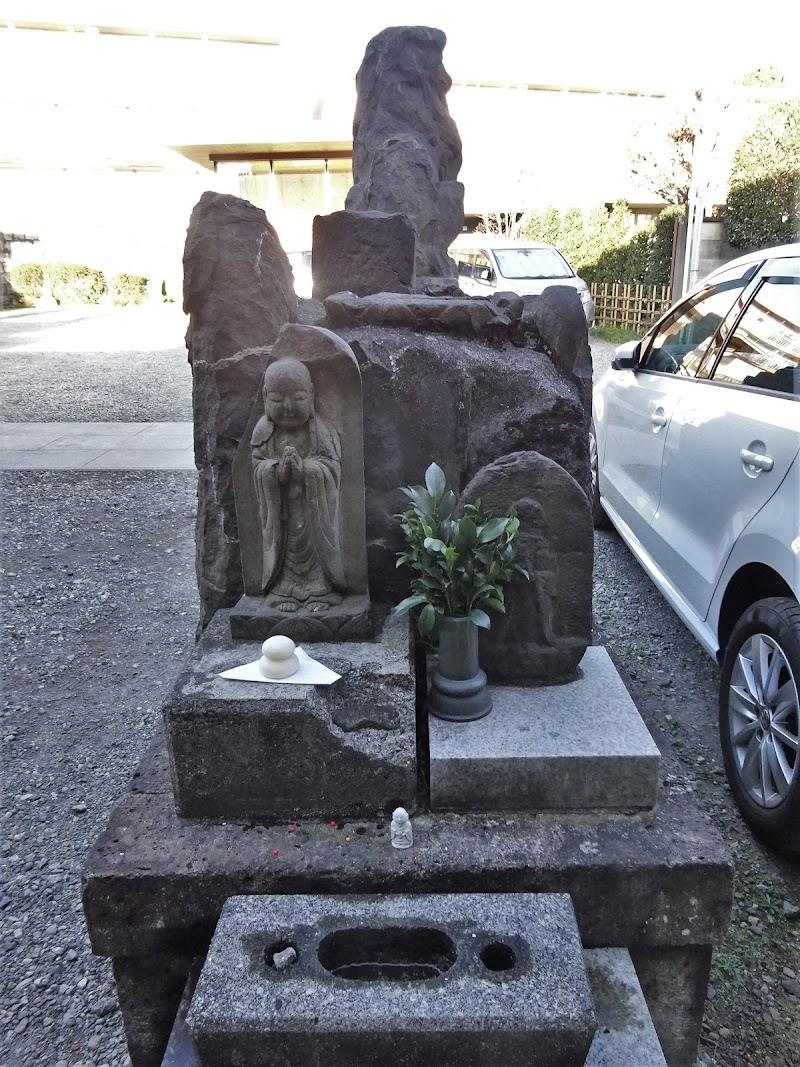 簸川神社の庚申塔群