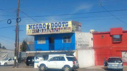 Negro Boots
