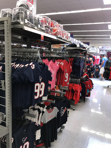 Sporting Goods Store «Academy Sports + Outdoors», reviews and photos, 16610 Southwest Fwy, Sugar Land, TX 77479, USA