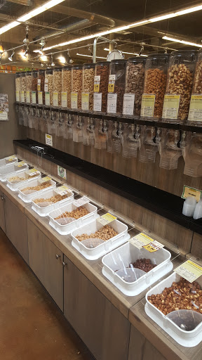 Grocery Store «Fresh Thyme Farmers Market- Bloomington IN», reviews and photos, 3600 W 3rd St, Bloomington, IN 47404, USA