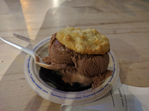 Cookie Shop «Insomnia Cookies», reviews and photos, 462 State St, Madison, WI 53703, USA