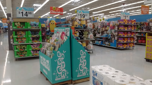 Department Store «Walmart Supercenter», reviews and photos, 201 Edwards Blvd, Lake Geneva, WI 53147, USA