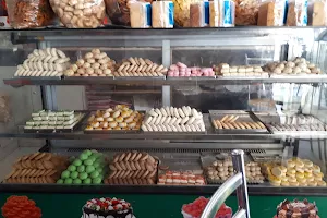 Iyengar cake shop and bakes image