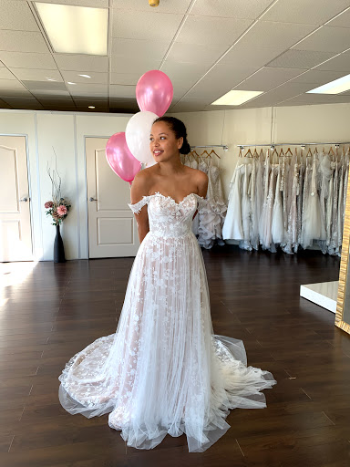 Bridal Shop «Flares bridal + formal», reviews and photos, 1700 N Broadway #100, Walnut Creek, CA 94596, USA