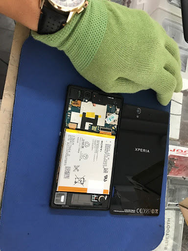 Computer Store «SMARTFIXTRONICS, Computer Phone Repair & SIM card Services.», reviews and photos, 7135 Collins Ave, Miami Beach, FL 33141, USA