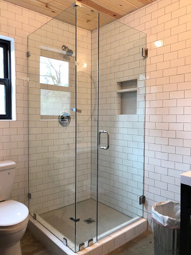 Skyline Showers and Glass image