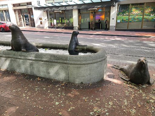 Shopping Mall «Pioneer Place», reviews and photos, 700 SW 5th Ave, Portland, OR 97204, USA