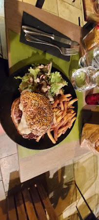 Hamburger du Restaurant français Le Dé-K-Lé Bistrot Gourmand à Nîmes - n°8