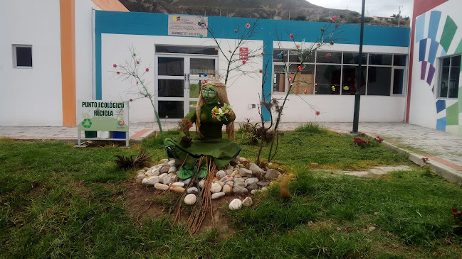 Opiniones de Unidad Educativa Del Milenio San Gabriel De Piquiucho en Moraspungo - Escuela