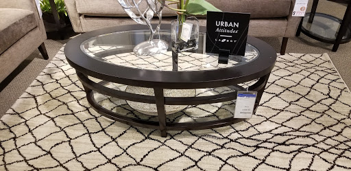 Furniture Store «La-Z-Boy Furniture Galleries», reviews and photos, 17305 Southcenter Pkwy, Tukwila, WA 98188, USA