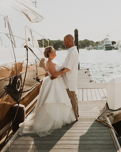 Bridal Shop «Milk & Honey Bride», reviews and photos, 4216 Virginia Beach Blvd, Virginia Beach, VA 23452, USA