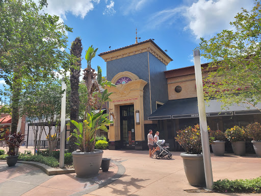 Restaurant «The Cheesecake Factory», reviews and photos, 781 Brandon Town Center Dr, Brandon, FL 33511, USA