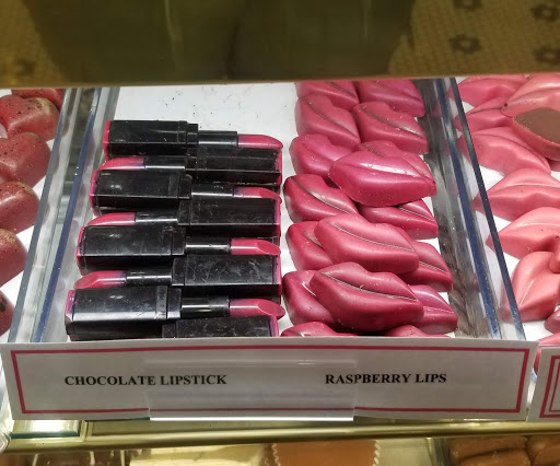 Ice Cream Shop «Sloan’s», reviews and photos, 112 Commercial Blvd, Lauderdale-By-The-Sea, FL 33308, USA