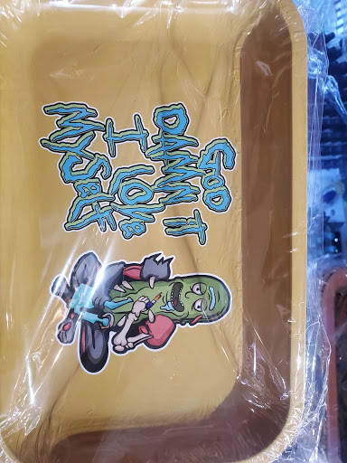 Gift Shop «Oxford Smoke Time», reviews and photos, 109 W High St, Oxford, OH 45056, USA