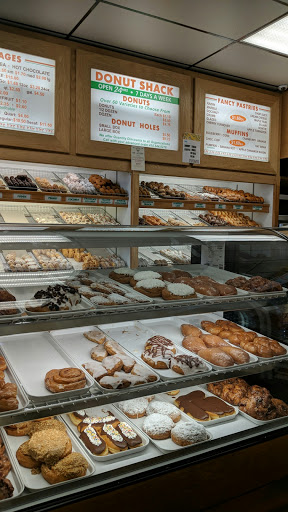 Donut Shop «Donut Shack», reviews and photos, 497 Ritchie Hwy, Severna Park, MD 21146, USA