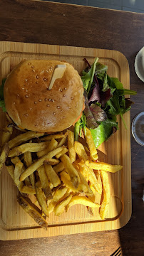 Plats et boissons du Restaurant de hamburgers Le Gotham à Boulogne-Billancourt - n°16