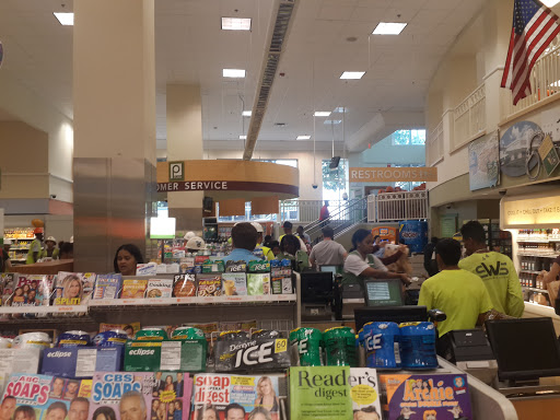 Supermarket «Publix Super Market at The Plaza Midtown», reviews and photos, 950 W Peachtree St NE, Atlanta, GA 30309, USA
