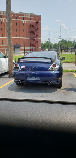 Used Car Dealer «Gardner Used Cars», reviews and photos, 2700 7th Street Rd, Louisville, KY 40215, USA