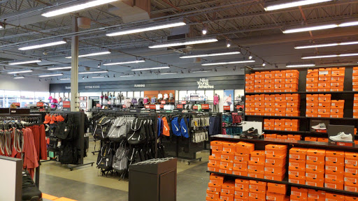 Sporting Goods Store «Nike Factory Store», reviews and photos, 6800 N 95th Ave #590, Glendale, AZ 85301, USA