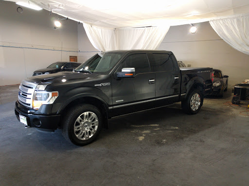 Used Car Dealer «Luxury Motors Online», reviews and photos, 1020 SE Market St, Portland, OR 97214, USA