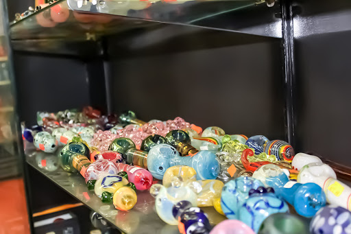 Tobacco Shop «Ace Tobacco Shop», reviews and photos, 2501 Lake Ave, Altadena, CA 91001, USA