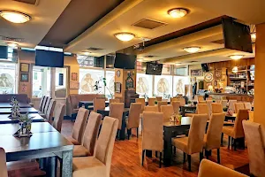 Gentlemen's - Bistro & Sports Bar image