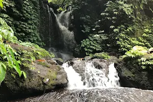 Air terjun cebure / cebure waterfall image
