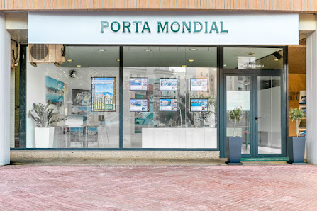 Porta Mondial Menorca Avinguda de Fort de l'Eau, 175, Local 6, 07701 Maó, Illes Balears, España