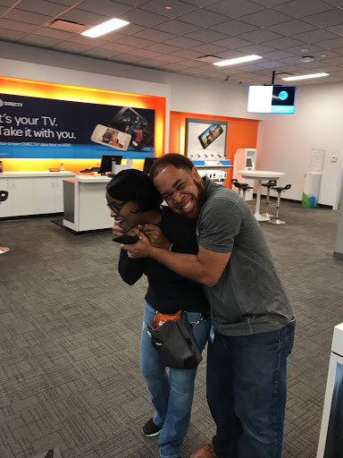 Cell Phone Store «AT&T», reviews and photos, 6001 Pinnacle Pkwy, Covington, LA 70433, USA