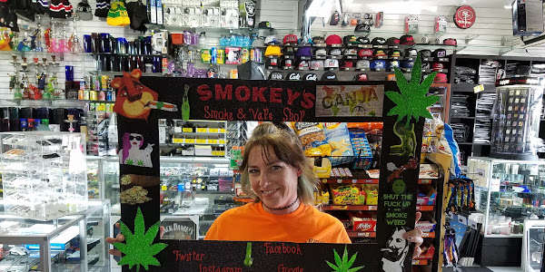 Smokey's Smoke Shop / Vape Shop & Gifts