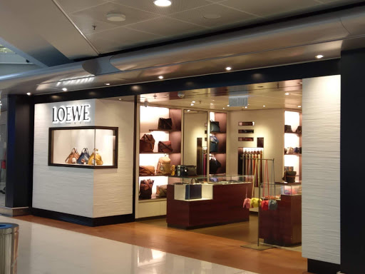 LOEWE Hong Kong International Airport