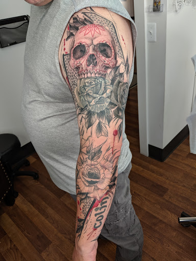 Tattoo Shop «North Main Tattoo Studio & Art Gallery», reviews and photos, 418 N Main St, Plymouth, MI 48170, USA